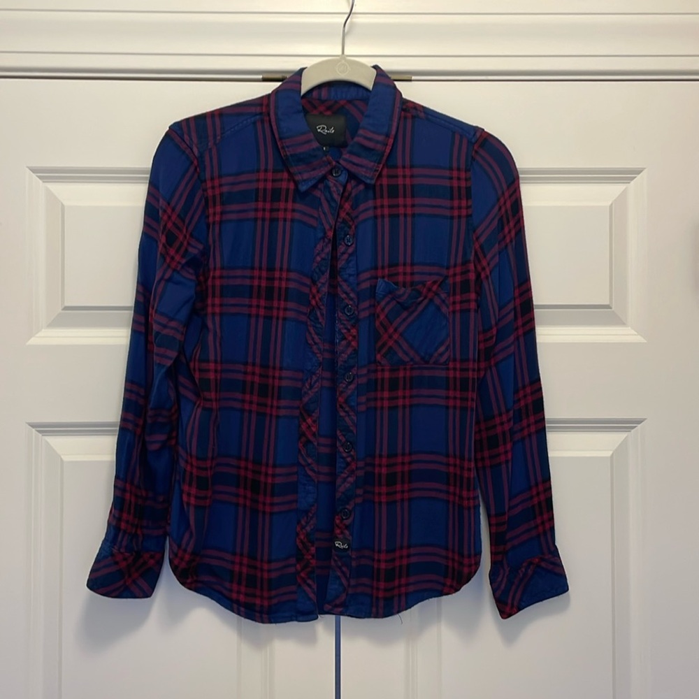 Rails Hunter Shirt - Button Down. Sz Small. Raspberry/Royal Black 100% Rayon